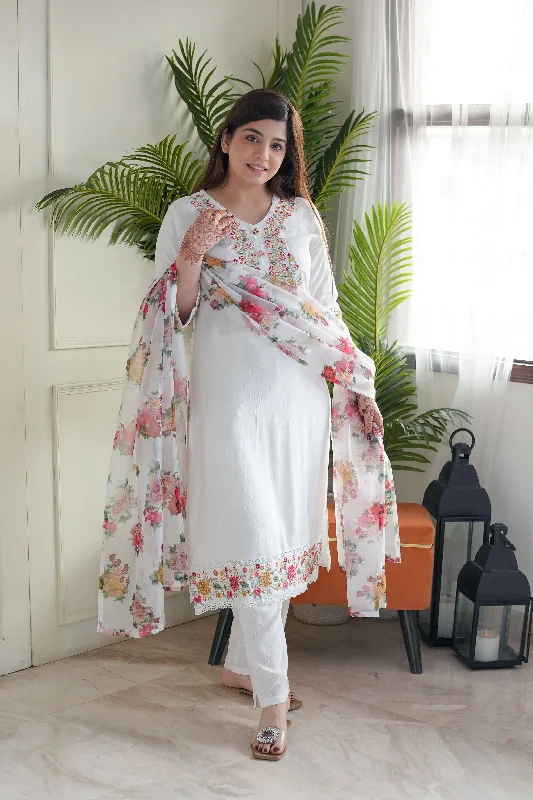 Retro Design Nehel White Embroidered Suit Set