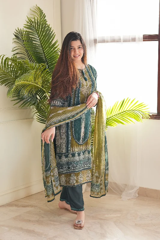 Lazy Home Sanam Printed Suit Set
