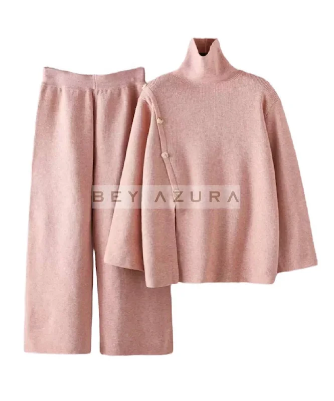Cool Breeze At Night Long Turtleneck Top And Cropped Pants Set