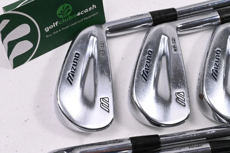 Outdoor Trend Mizuno MP-32 Irons / 3-PW / Regular Flex Dynamic Gold R300 Shafts