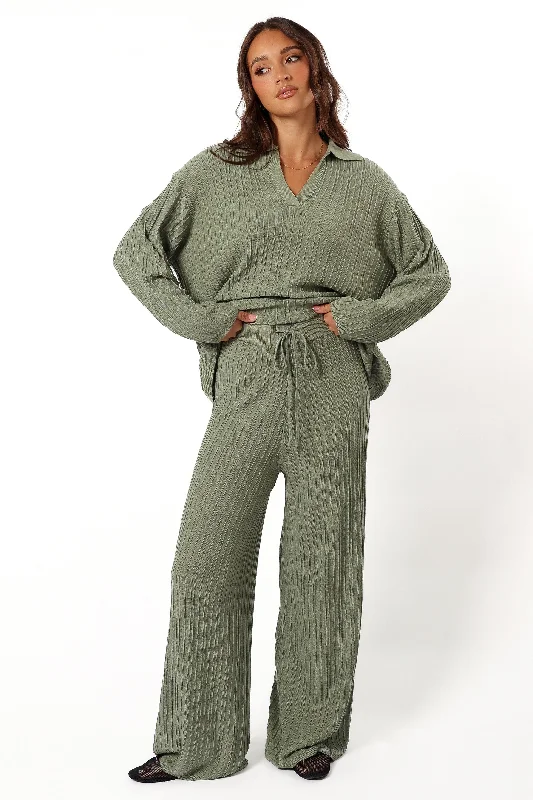 Versatile Itinerary Sonole Cable Knit Pant - Khaki