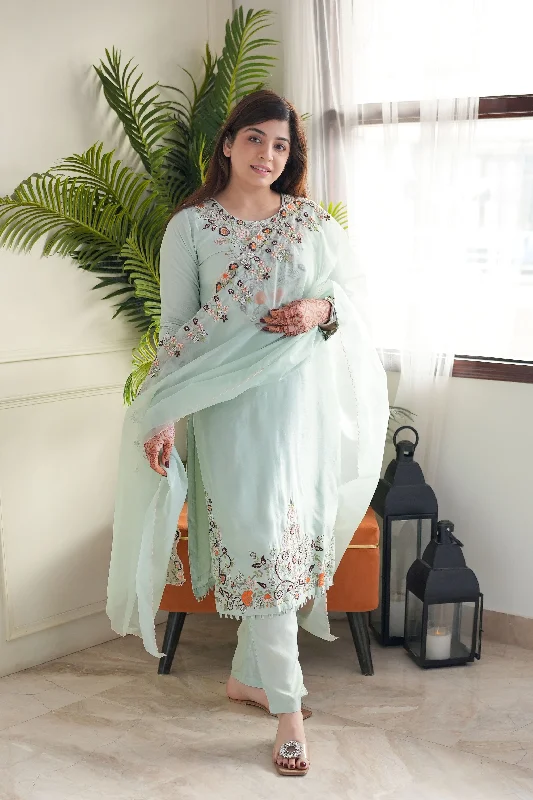 Relaxed Jackets Heena Green Embroidered Silk Suit