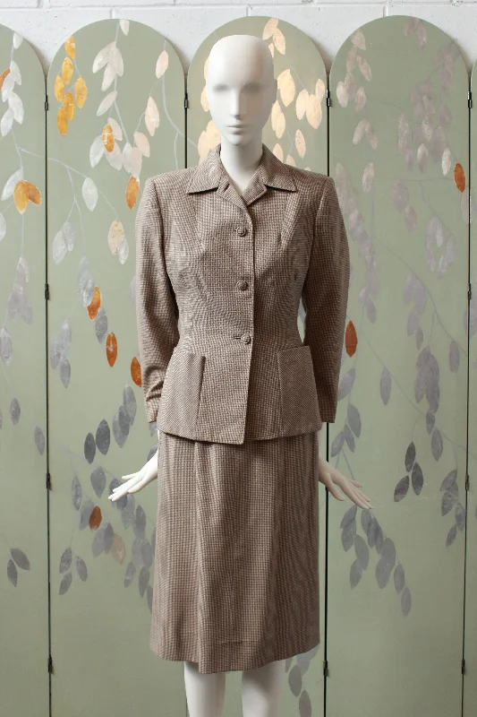 Classic Retro Vintage 1950s Wool Beige Houndstooth Skirt Suit Set, XS