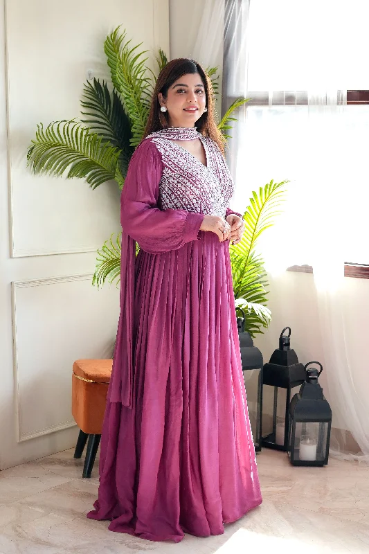Comfortable Fashion Looks Keeya Pink Voluminous Anarkali