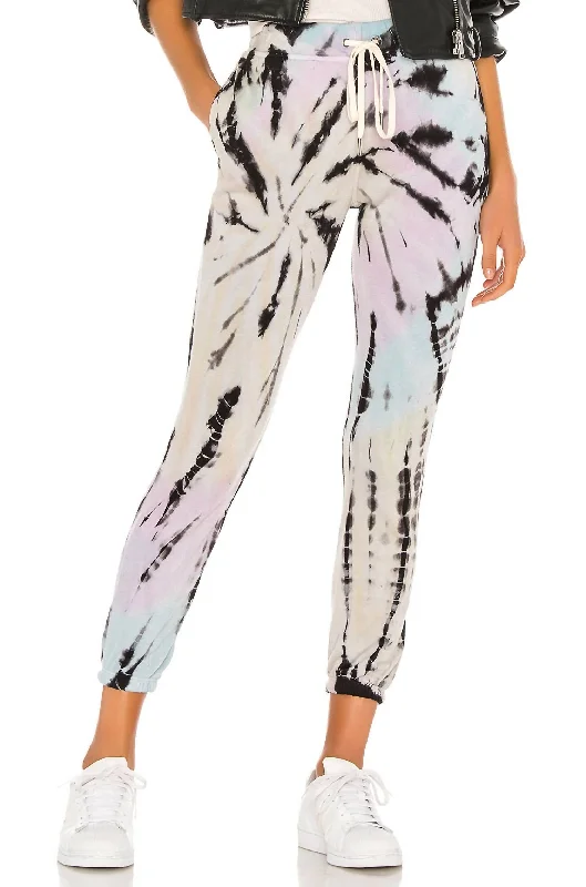 Warm Chic Night Jogger In Multi