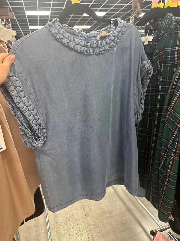 Casual Chic Wear Leanne Denim Top