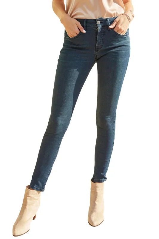 Minimal Classic Missy Hyperdenim Super Stretchy Basic Skinny Jean In Blue Black