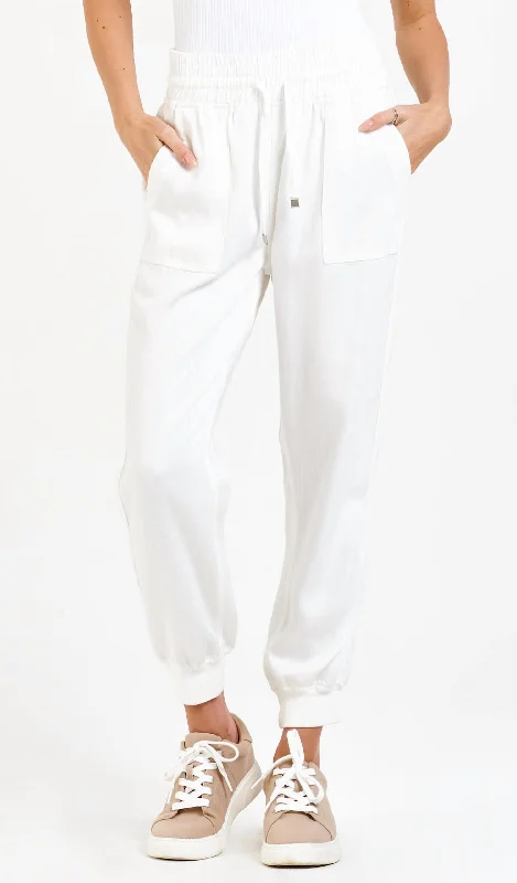 Relaxed Style Jacey Jogger In Optic White