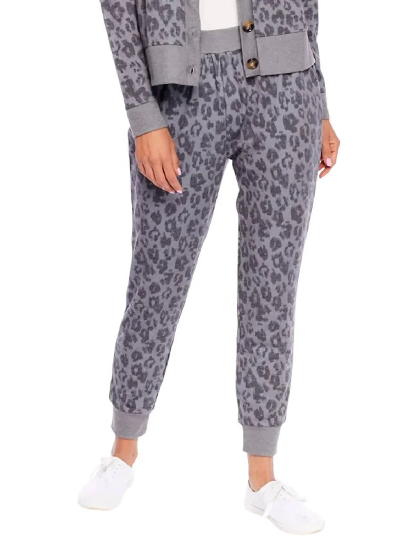 Simple Solid Color Kingston Joggers In Black