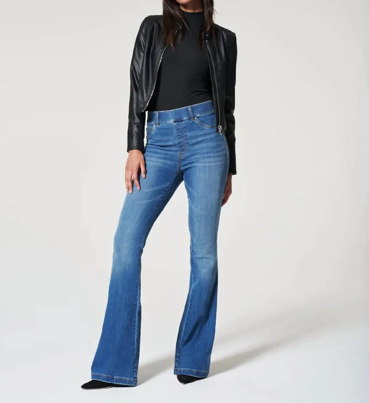 Casual And Casual Flare Jeans In Vintage Indigo