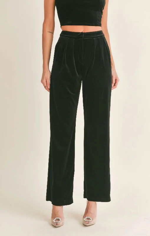 Integrated Design High Voltage Pleated Velvet Pant In Black