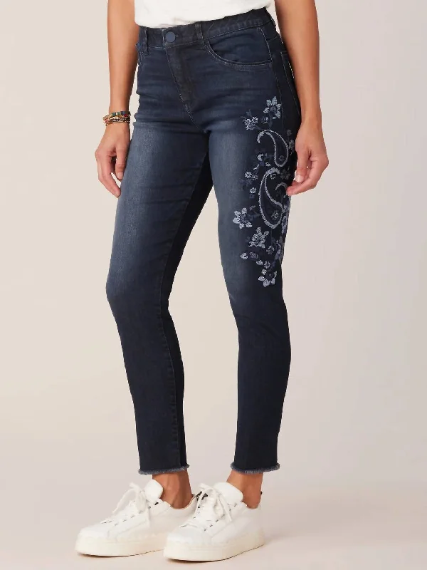 Classic Style "ab"solution Ankle Skimmer Jeans In Black
