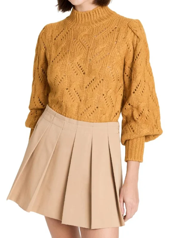 Soft Looks Wilden Sweater In Gold