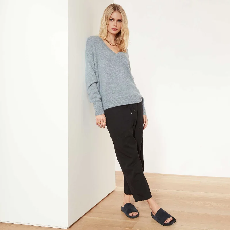 Relaxed Tops Lightweight Cashmere V Neck Sweater - Dusty Sky