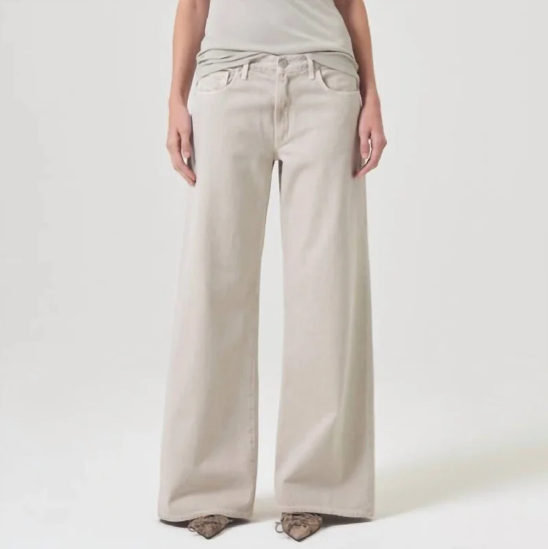 Refreshing Design Clara Jeans In Tusk
