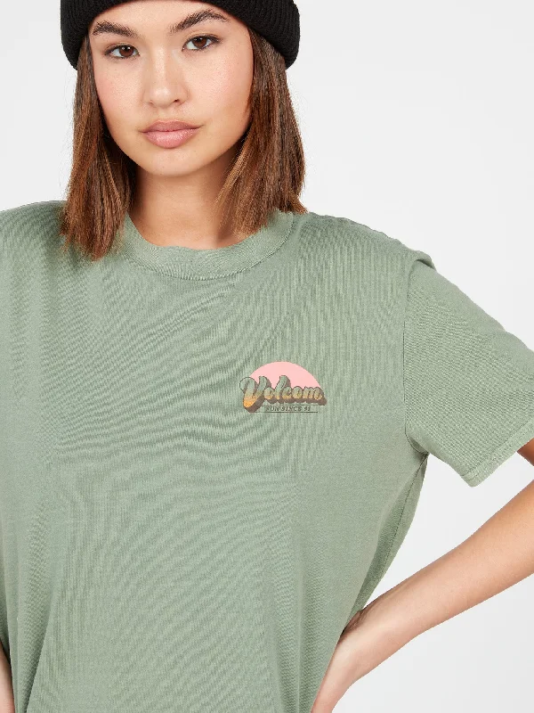 Age-reducing Style Lock It Up Short Sleeve Tee - Light Army