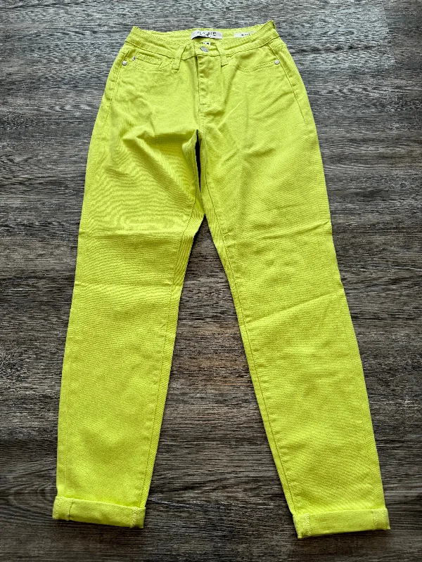 Bottom And Versatile Jeans Relaxed/boyfriend By Judy Blue  Size: 2