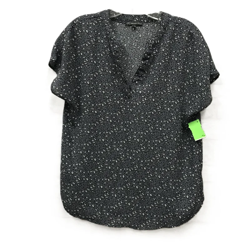 Personal Charm Top Short Sleeve By Adrianna Papell  Size: S