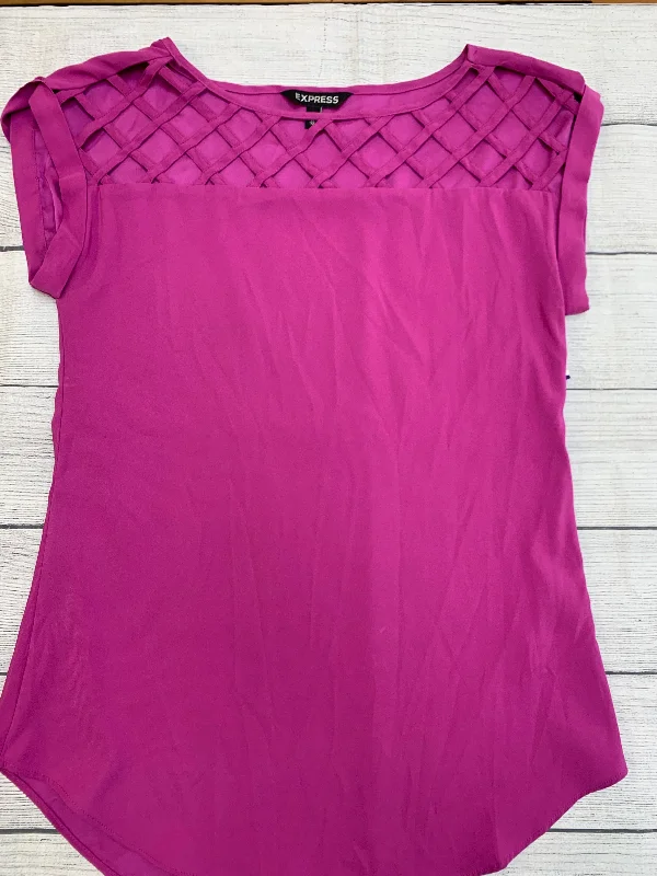 Youthful Vitality Top Short Sleeve By Express  Size: Xs