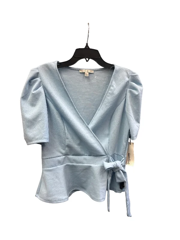 Soft Trends Top Short Sleeve By Haute Monde  Size: L