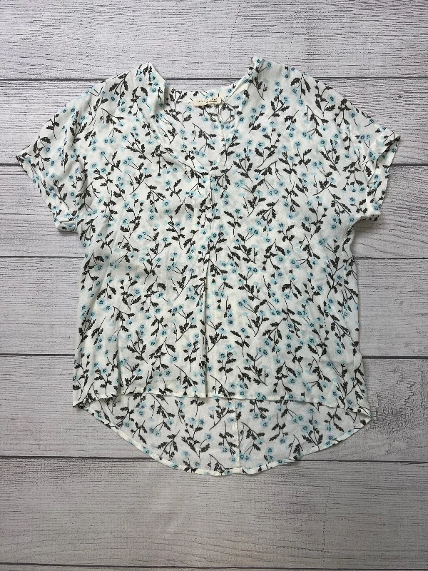 Versatile Style Top Short Sleeve By Lovestitch  Size: S