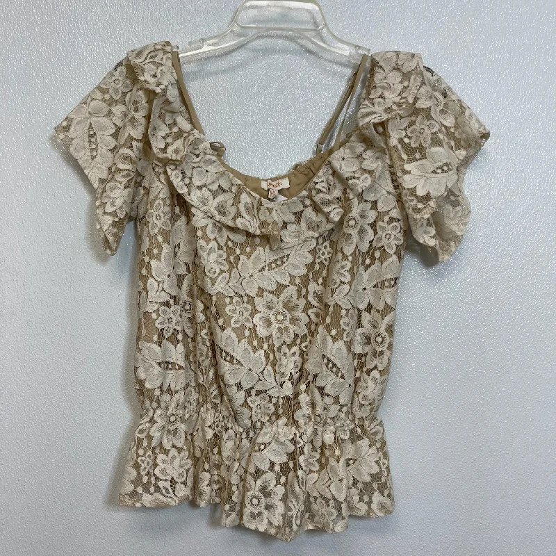 Everyday Chic Top Short Sleeve By Peach  Size: M