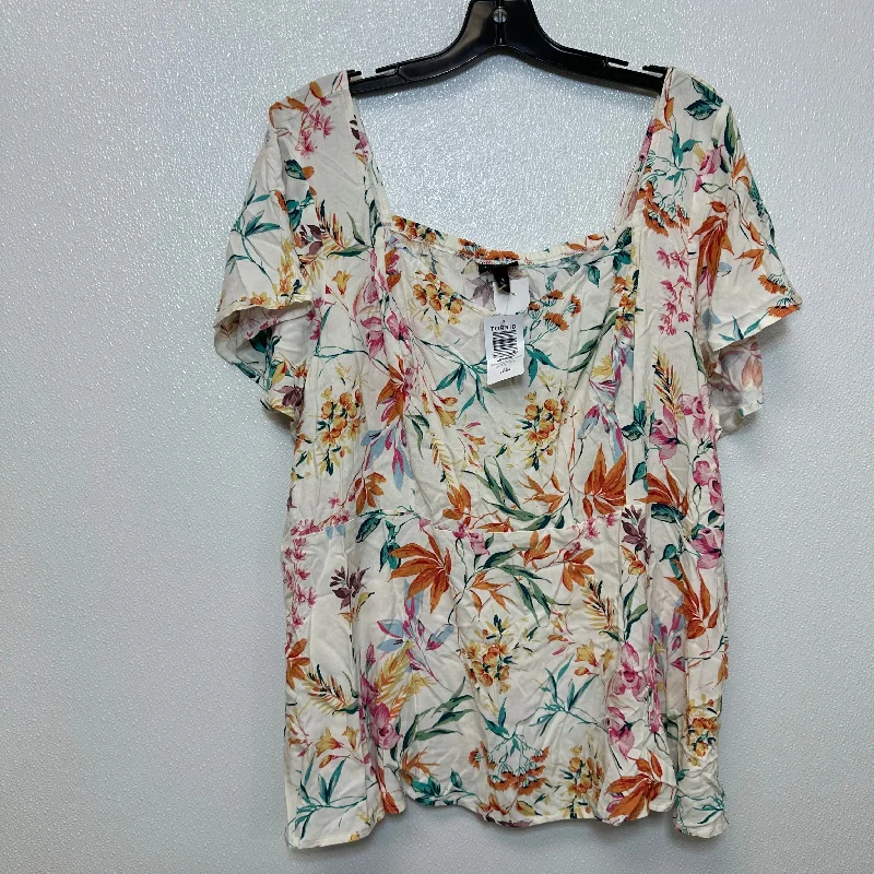 All-Day Outfits Top Short Sleeve By Torrid  Size: 3