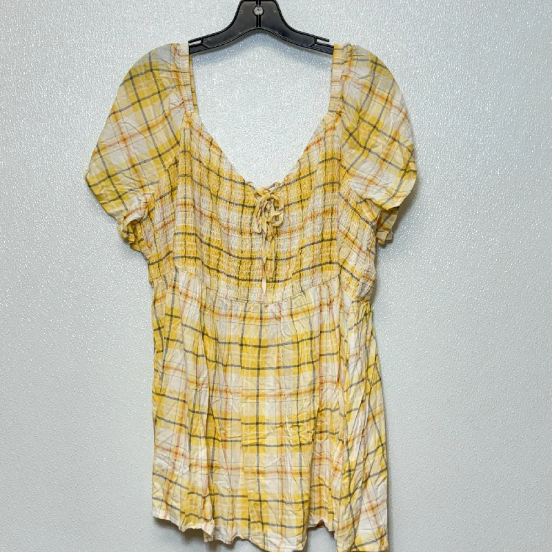 Comfy Layers Top Short Sleeve By Torrid  Size: 3