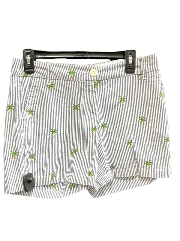 Elegant And Simple Blue & White Shorts Crown And Ivy, Size 4