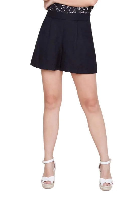 Sexy Fun Linen Short In Black
