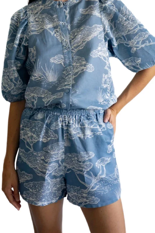 Warm Comfort Safari Short In Light Blue