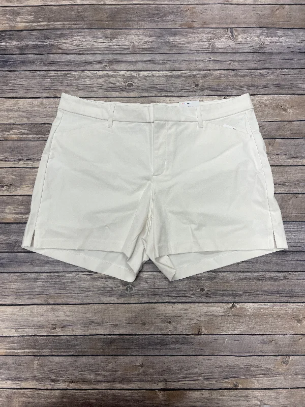 Elegant Design White Shorts Old Navy, Size 20